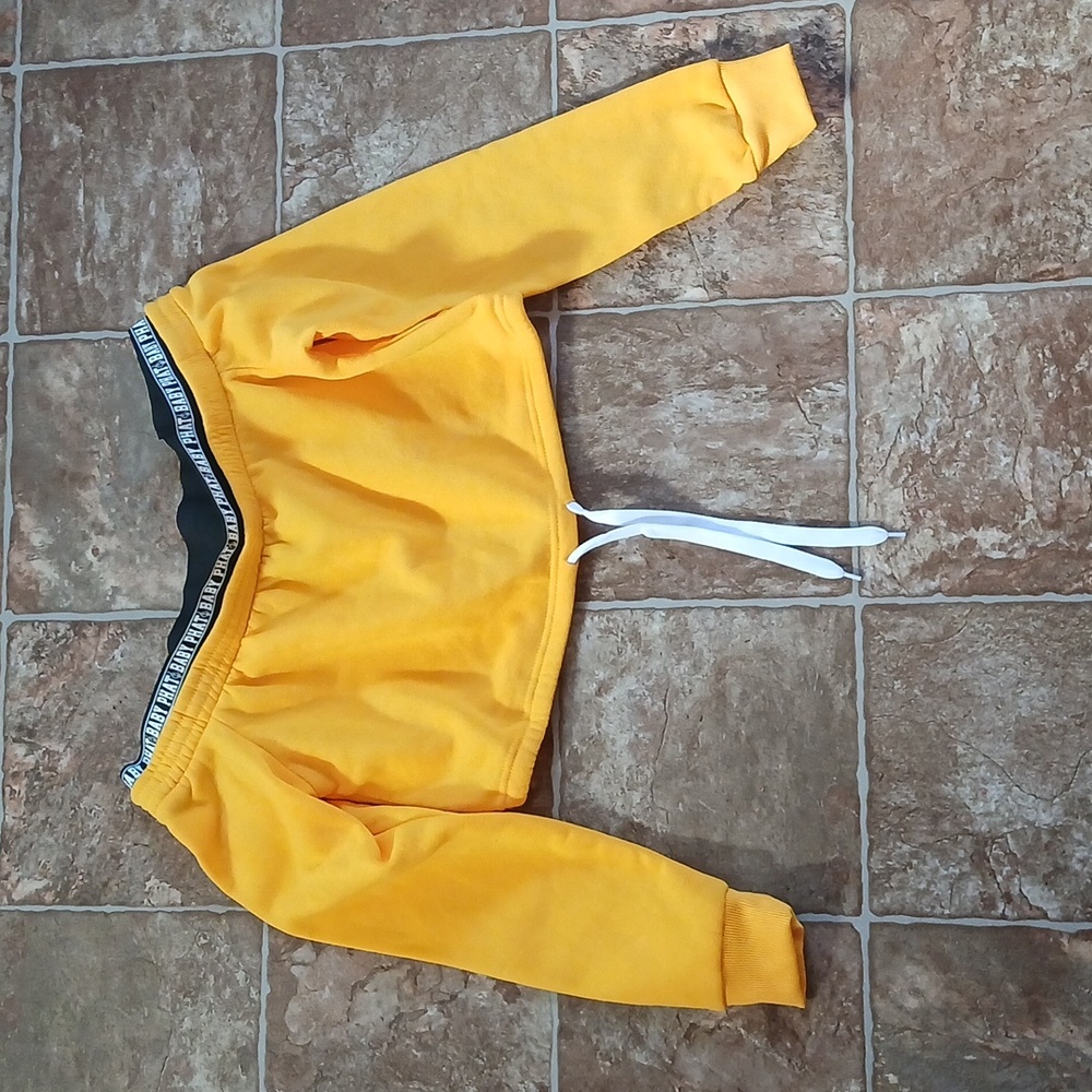Baby Phat Cropped Yellow Orange Black Elastic Neck Band Size Medium